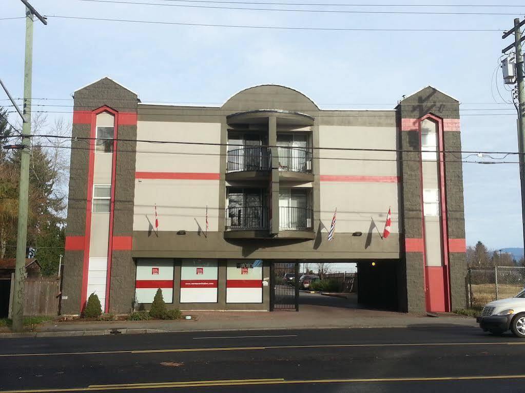 Travelodge By Wyndham Surrey Extérieur photo